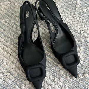 Zara Pointed-Toe Kitten Heel